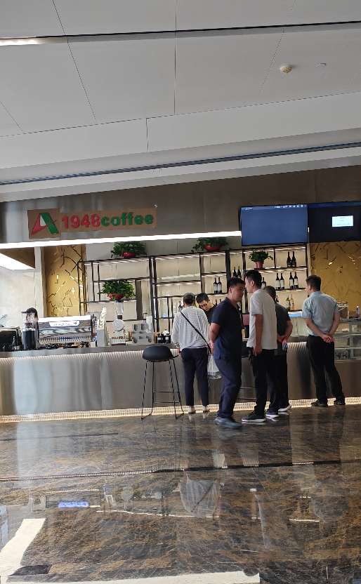 高速路桥 1948coffee 咖啡店门头实拍